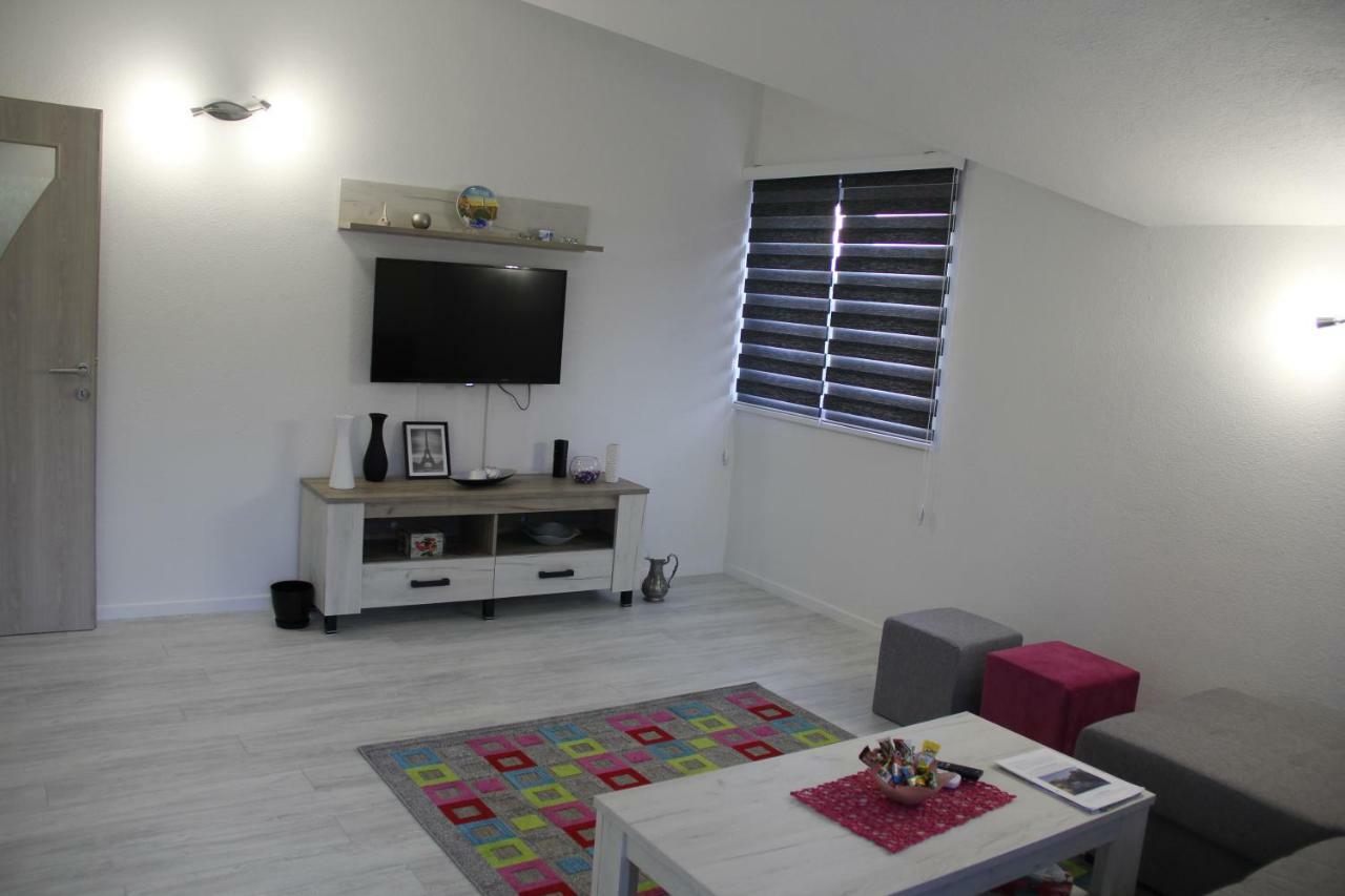 Holiday Home Flora Mostar Exterior photo